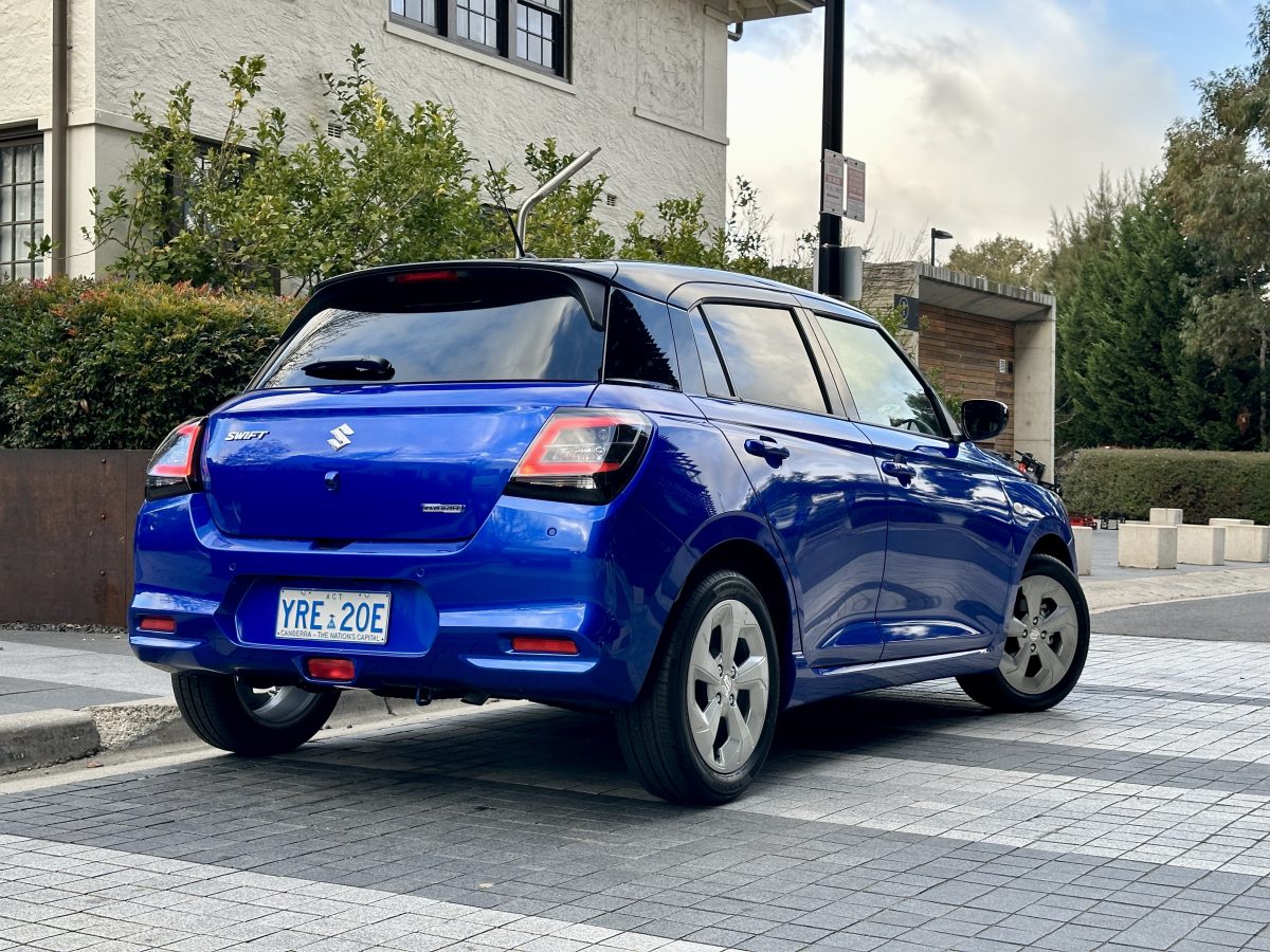 Suzuki Swift rear