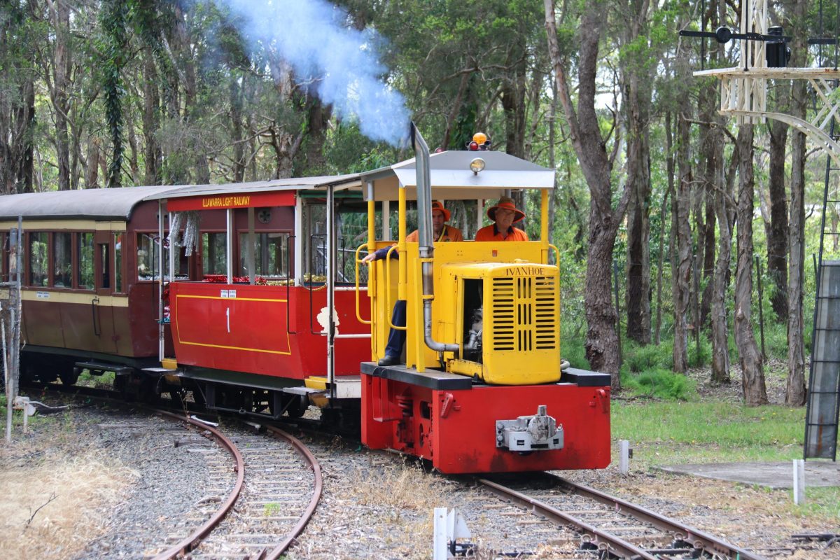 Ivanhoe train at Illawarra Light Railway Museum