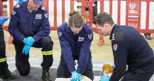 Wollongong firies hope to extinguish their competitors as they chase national title