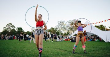 The Wollongong university students reigniting the hula hoop craze