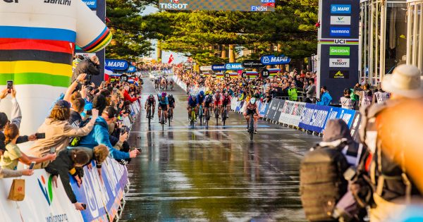 Wollongong capable of matching it with the best to claim global UCI Bike City award