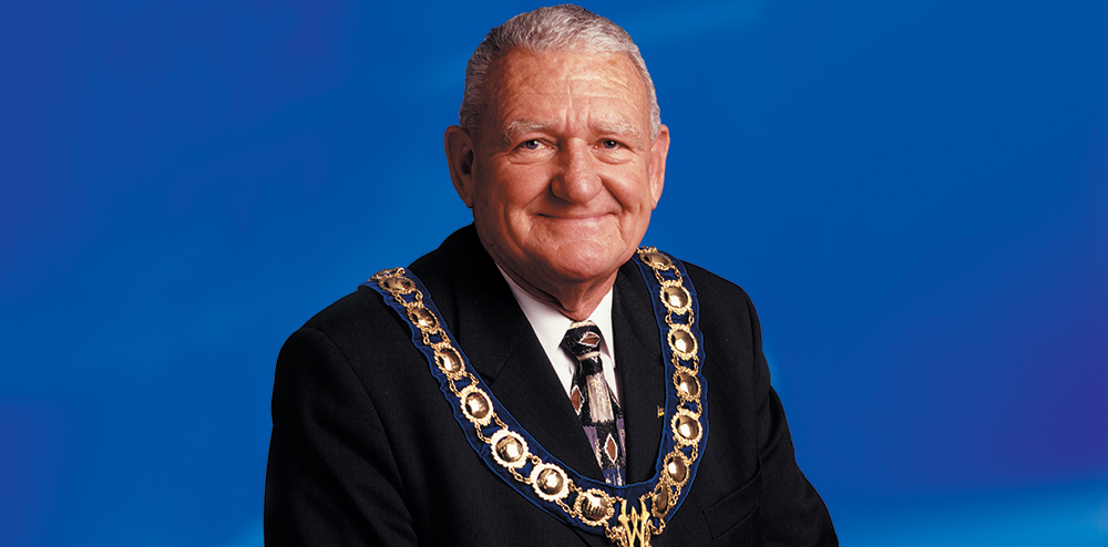 Former Wollongong Lord Mayor Alex Darling in his mayoral robes.