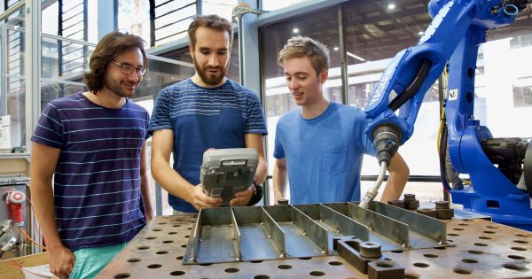 Robotic welding software a major winner for manufacturers and Wollongong developers