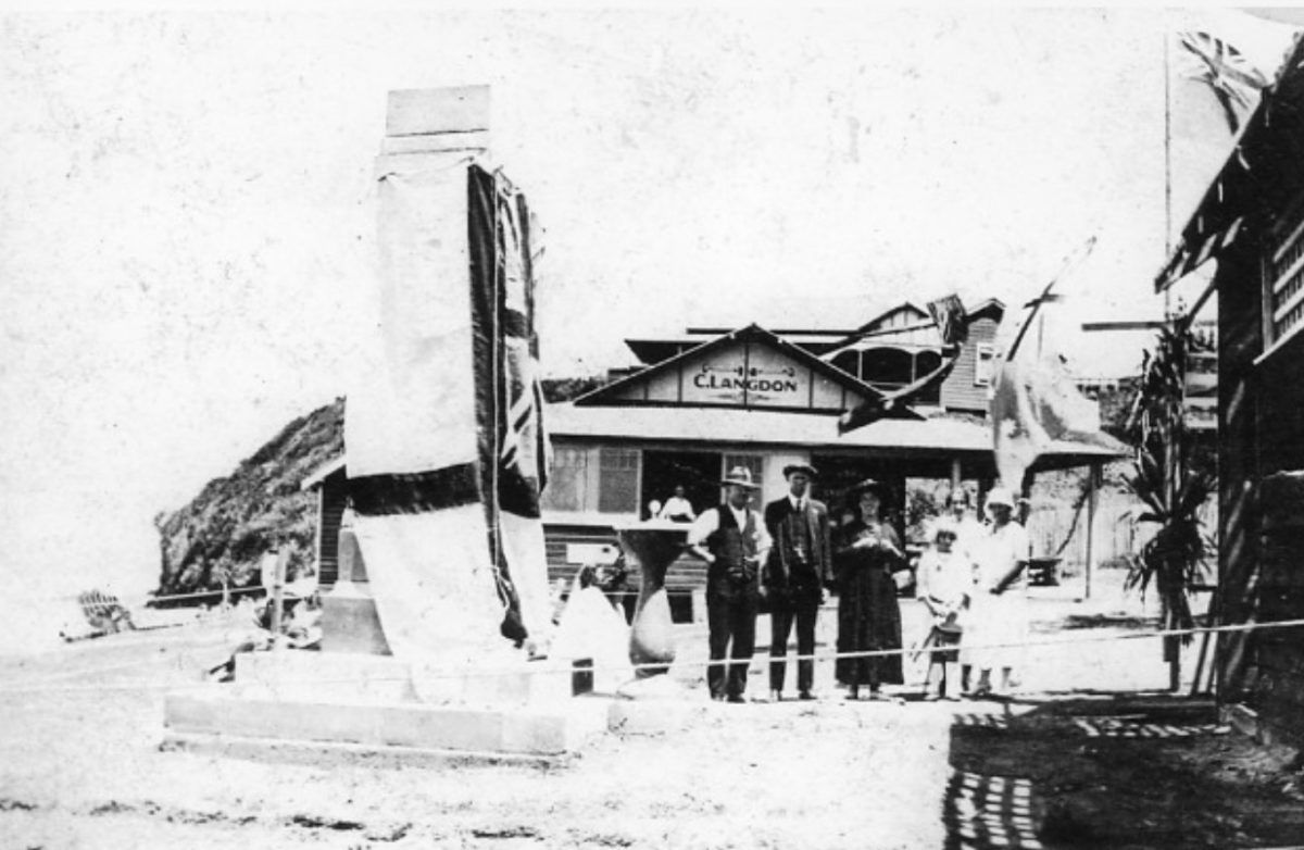 The opening of the Austinmer War memorial in 1922.