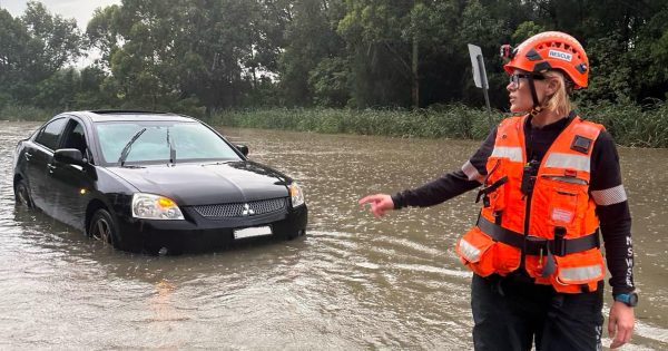 SES urges Illawarra residents to prepare for flash floods over the weekend