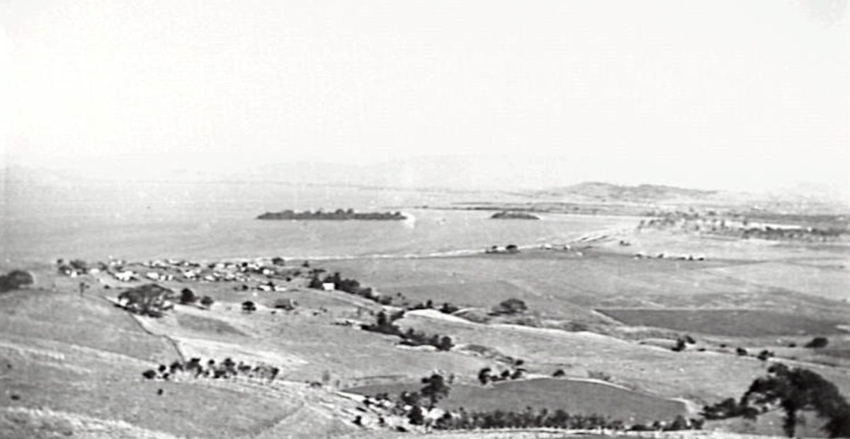 View of Lake Illawarra from 1948.