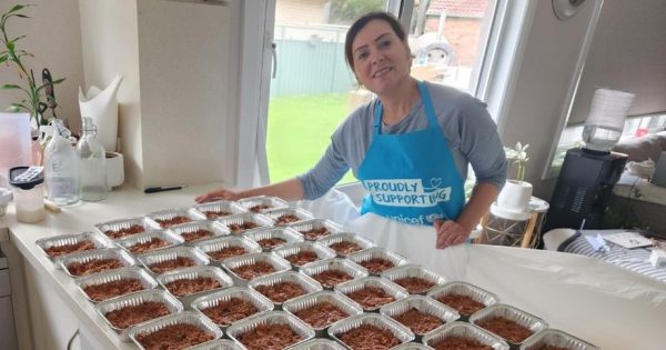 Illawarra dietitian cooks more than 100 meals to raise money for those in Gaza crisis