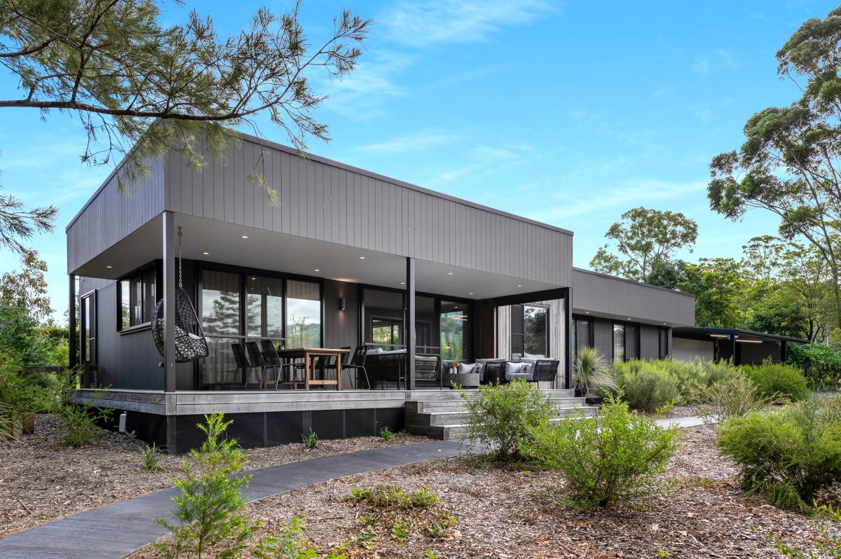 Facade of 65B Kangaroo Valley Road in Berry