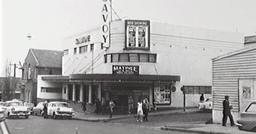 Take a drive down memory lane to the Illawarra's popular theatres and drive-ins