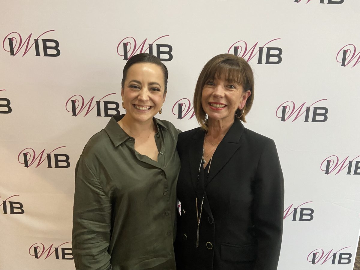 mother and daughter at Women in Business Awards night