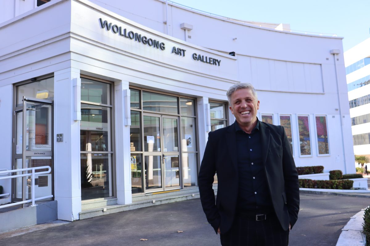 Daniel Mudie Cunningham in front of Wollongong Art Gallery