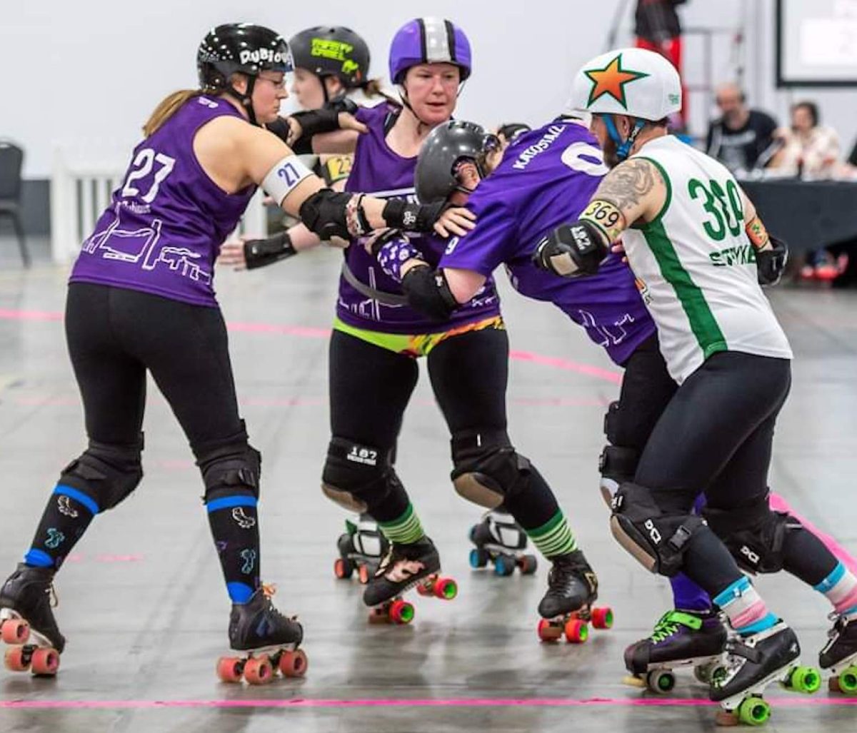 Women in roller derby.