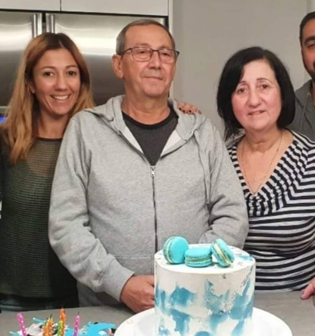 Andrea Gregoriou grew up with her dad, Leo, and mum, Des running the beloved Unanderra Charcoal Chickens Take Away shop. After Leo's death the shop is set to shut its doors for the final time this month. 