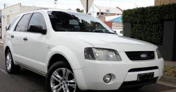 Police search for witnesses after driver allegedly shot with nail gun near Wollongong