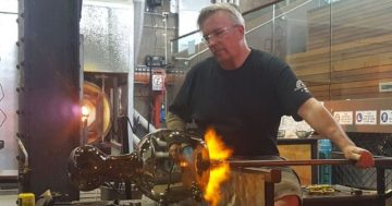 Scott Chaseling’s ‘Liquid Geometry’ brings boundary-pushing glass art to Kiama gallery
