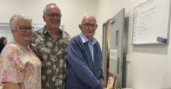 Illawarra Diggers resident proves age is just a number at 106