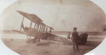 How a small plane taking joy flights from Thirroul Beach captivated a best-selling English author