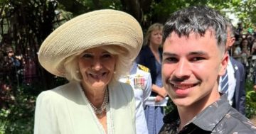 Royal correspondence pays off: Lake Heights teen meets the King and Queen in Sydney after personal invite