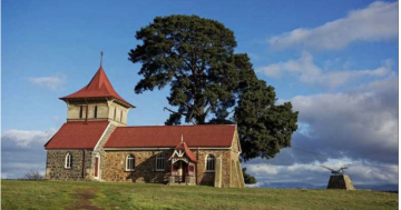 How a drunk politician, his daughter and a respected surgeon link a Tasmanian town to the Illawarra