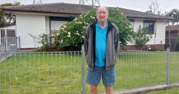 A proud old builder revisits first home built in Koonawarra estate 60 years ago