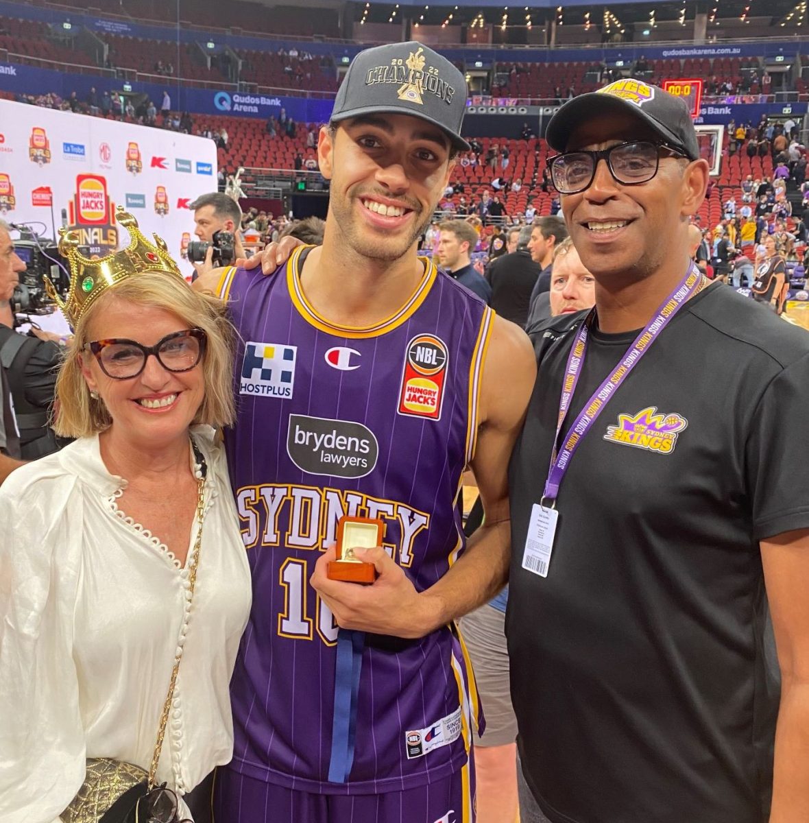 Eric and his wife Josie with son Xavier after the Kings’ 2022 Championship. 