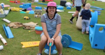 Illawarra scientist's unstructured play pop-ups inspire kids to explore and create