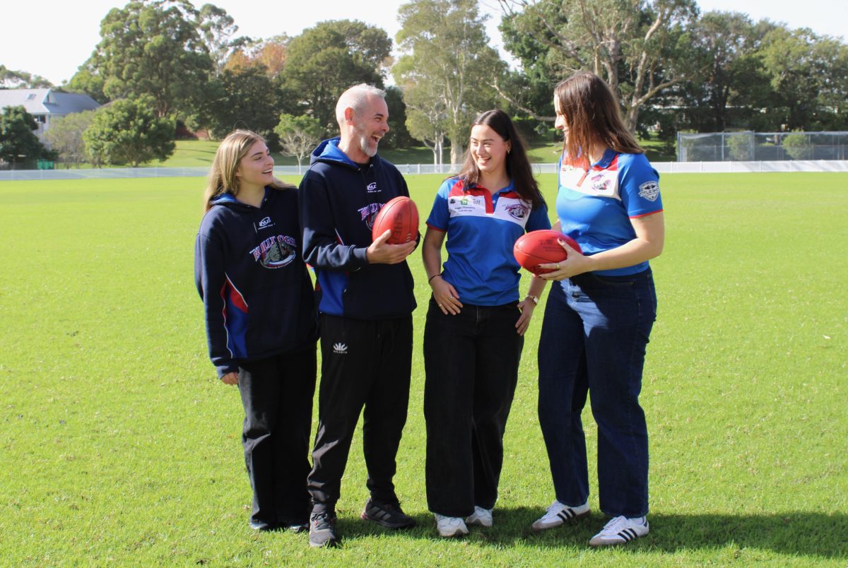 Wollongong Bulldogs' Charlie Hill, Lee Murray, Adelaide Curlewis and Zoe Power.