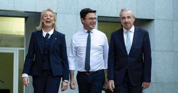 Nationals split from Libs to end Coalition