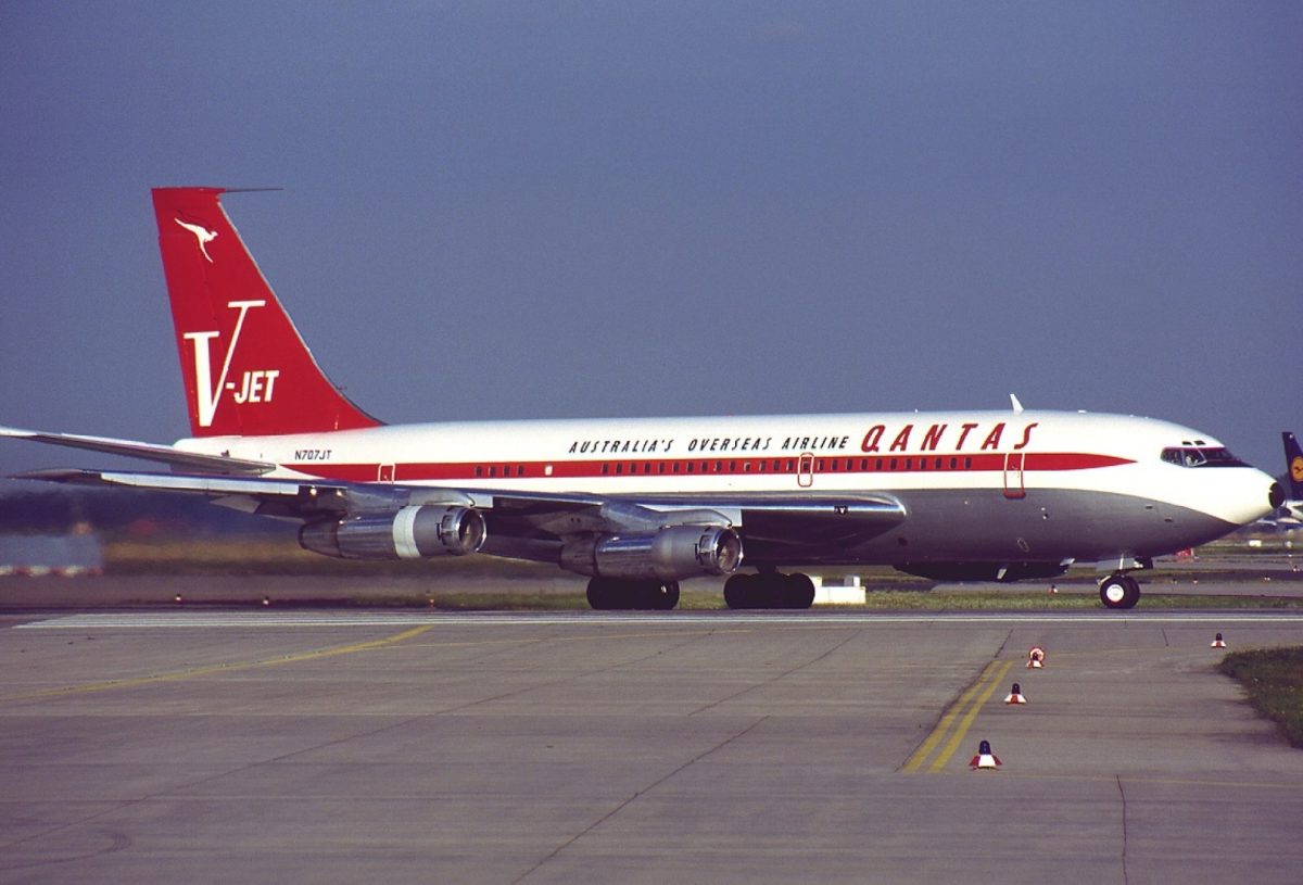 John Travolta Qantas Boeting 707 HARS