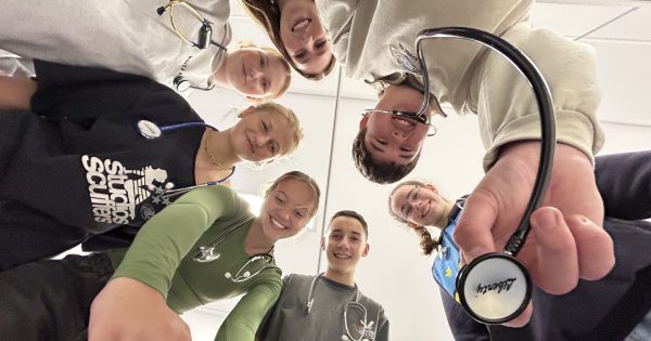 Program inspires Illawarra teens to become next generation of Healthcare Heroes