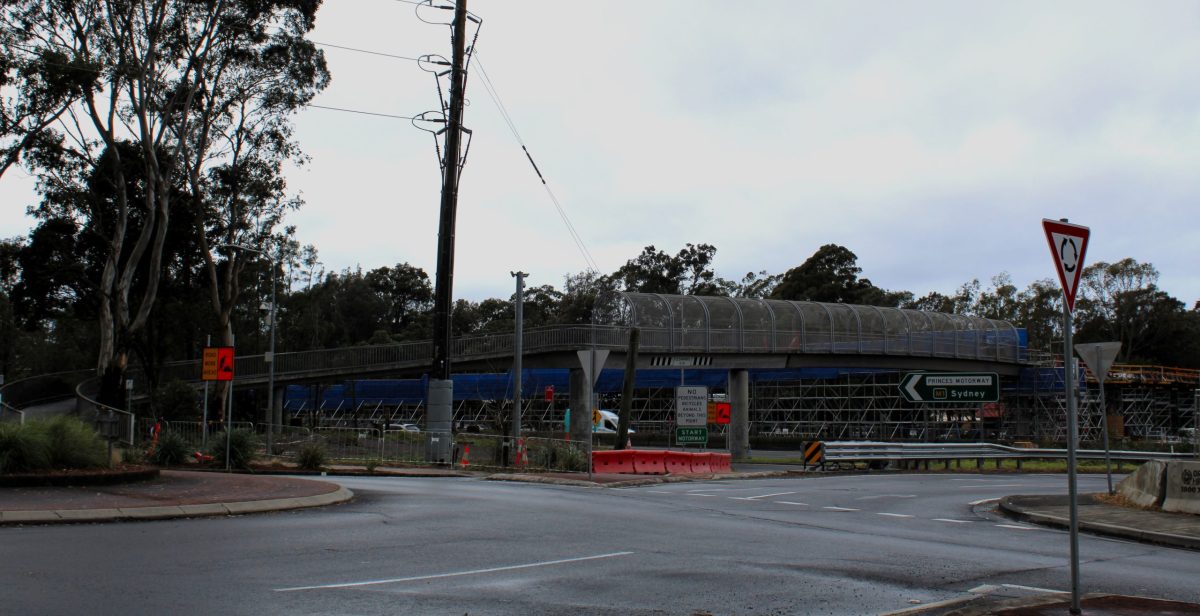 Footbridge connecting UOW to TAFE