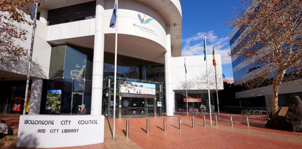 wollongong city council and city library building