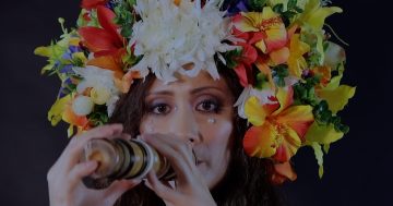 Wollongong artist celebrates 'homecoming' with exhibition that centres on Tongan heritage