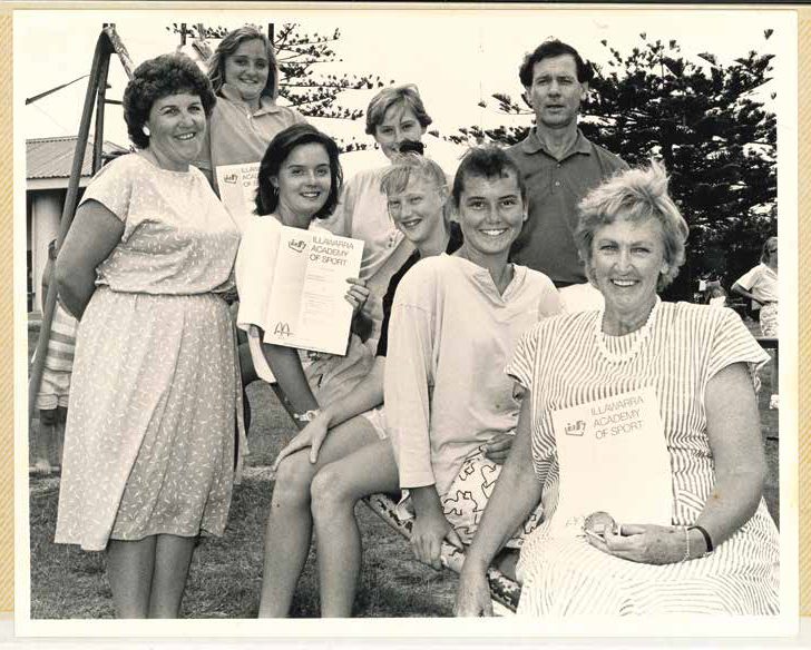 IAS netball athletes with coordinator Margaret Corbett in 1987.