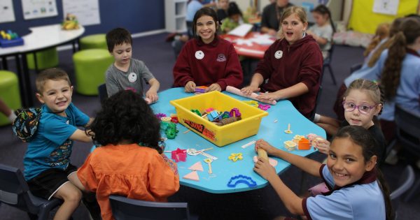 Here comes kindy: Mt Warrigal preschoolers, parents prepare for big move, close by