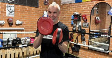Illawarra boxing coach to cop world record-breaking 65,000 punches in 36 hours for suicide awareness