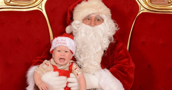 Do you have a serial Santa photo screamer? There's still hope for capturing a happy festive snap