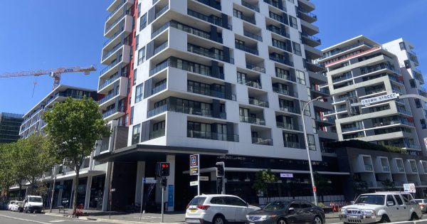 New technology trial to tighten Wollongong parking compliance