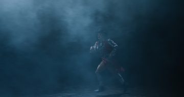 WATCH: Illawarra's unapologetically original music maker Vyvyan Hammond in action