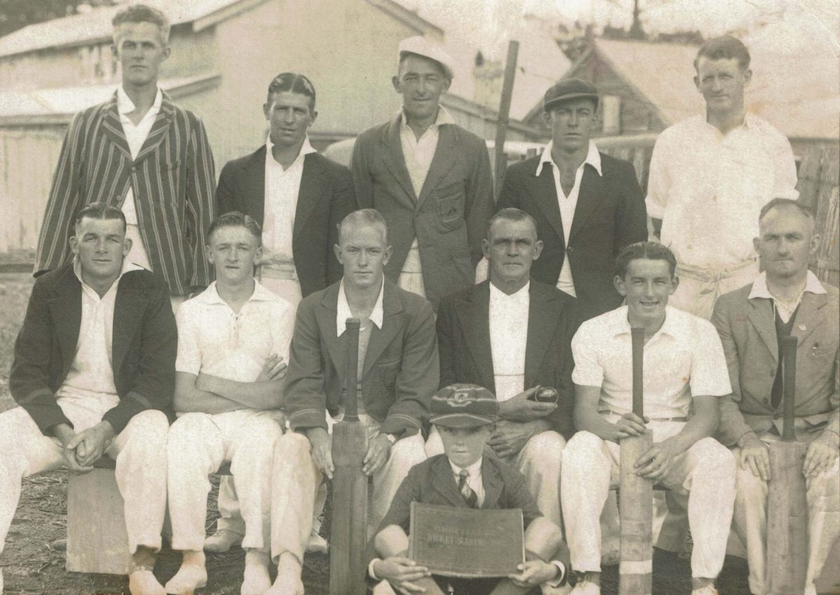 Cricket players from 1938