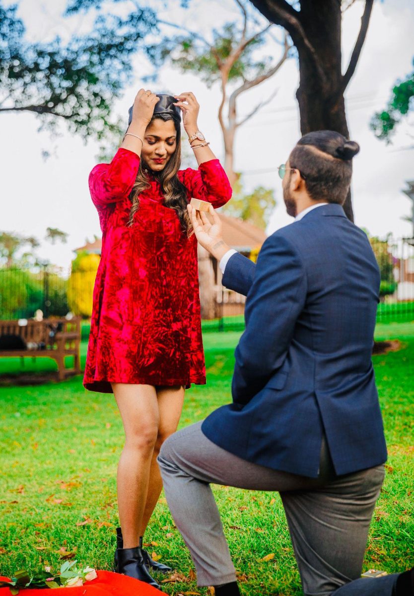 A man proposes to a woman