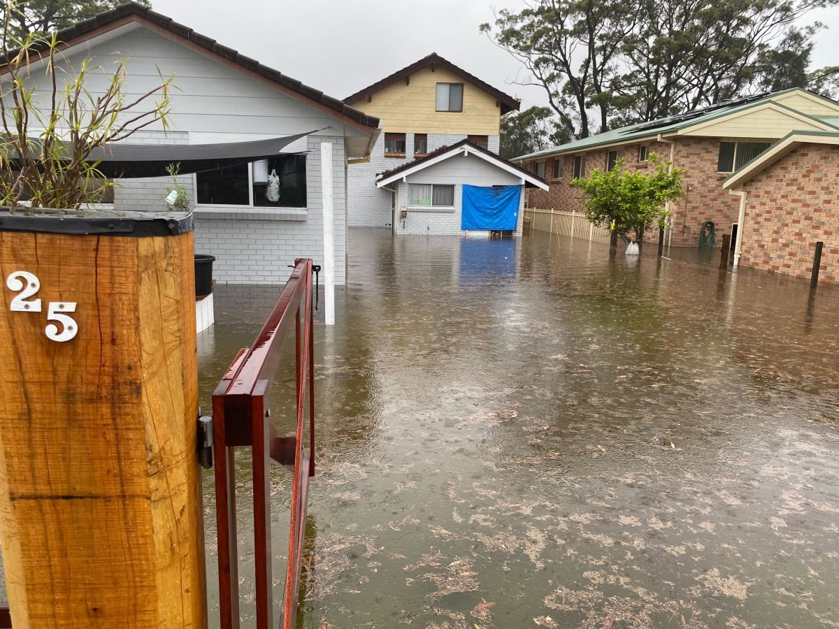 flooding at Lake Conjola, 29 November